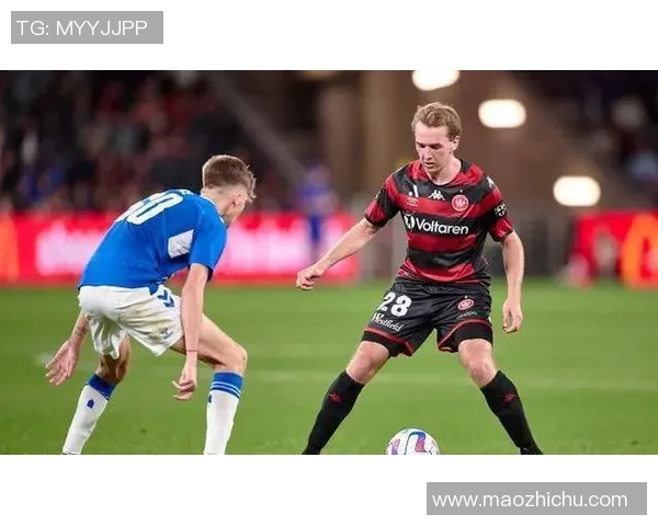 本特利与西悉尼对决前瞻分析双方实力及战术布局探讨 本特利与西悉尼对决前瞻分析双方实力及战术布局探讨